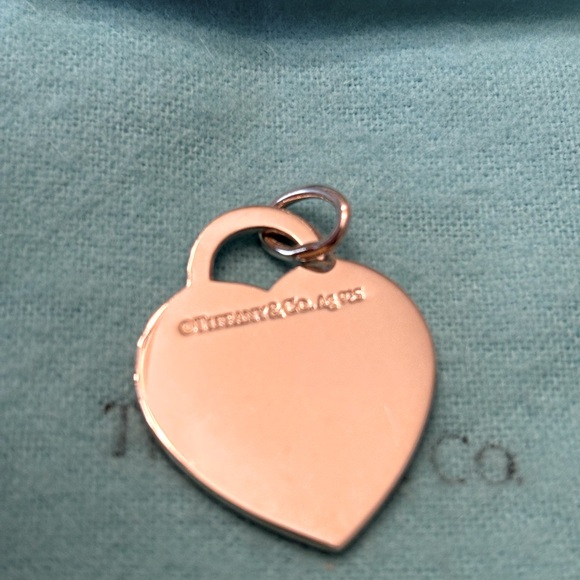 Tiffany&Co - Picture 5 of 6